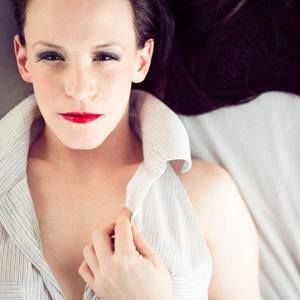 Meet your Posher, Elaine